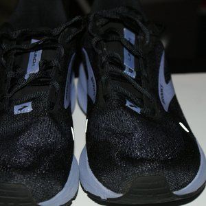 Ladies Running Shoes